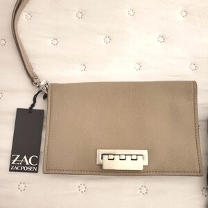 ZAC Zac Posen Eartha Relaxed Grain Leather Wristlet Taupe Beige Hinge Lock NWT